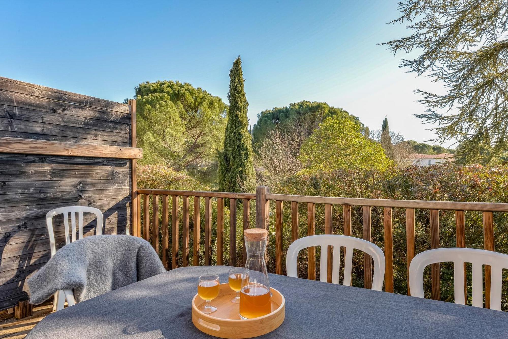 Village Pierre & Vacances Le Rouret Grospierres Dış mekan fotoğraf